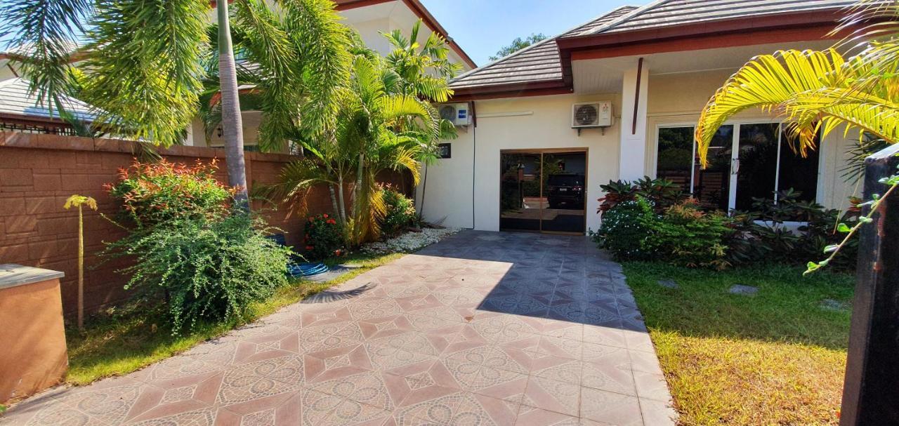 נה ג'ומטיין Baan Dusit Pattaya Park Villa With Water Park מראה חיצוני תמונה
